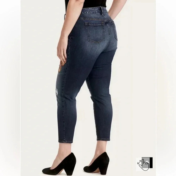 Torrid Boyfriend Vintage Stretch Dark
Wash Hand Painted Jeans. Size 16XT. - Picture 4 of 16